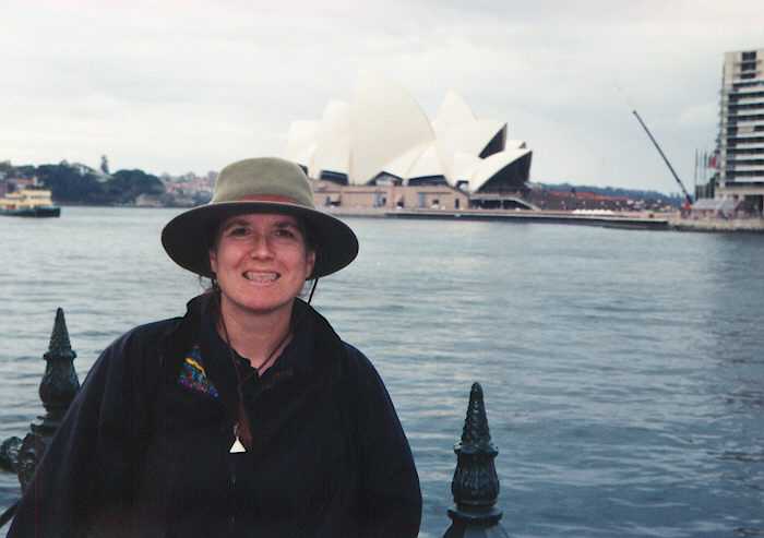 elaine_at_the_opera.jpg