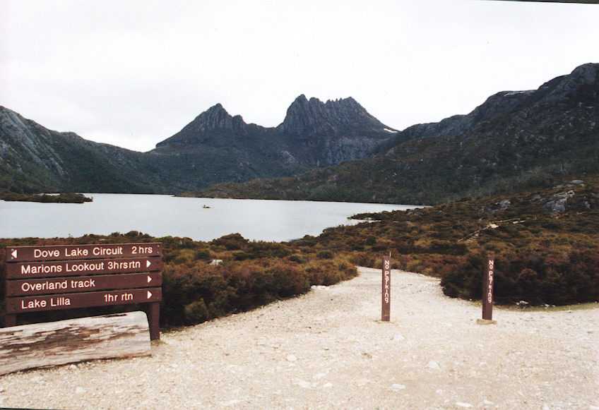 Cradle_Mtn_sign.jpg